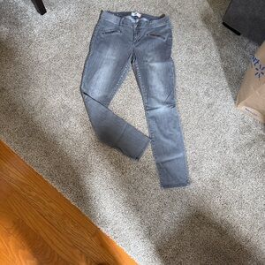 Women’s CAbi Graphite Grey Skinny Jeans